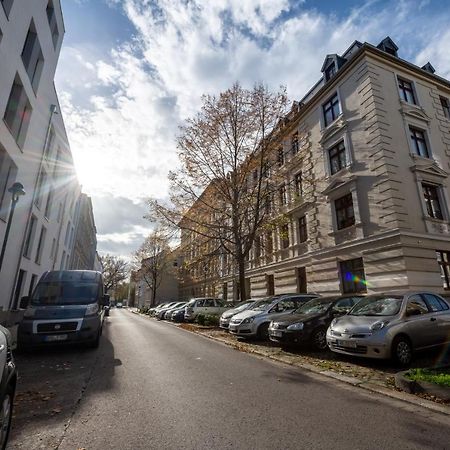 Moderne Eg-Wohnung In Sudenburg Mit Parkplatz, Top Anbindung Magdeburg Eksteriør bilde