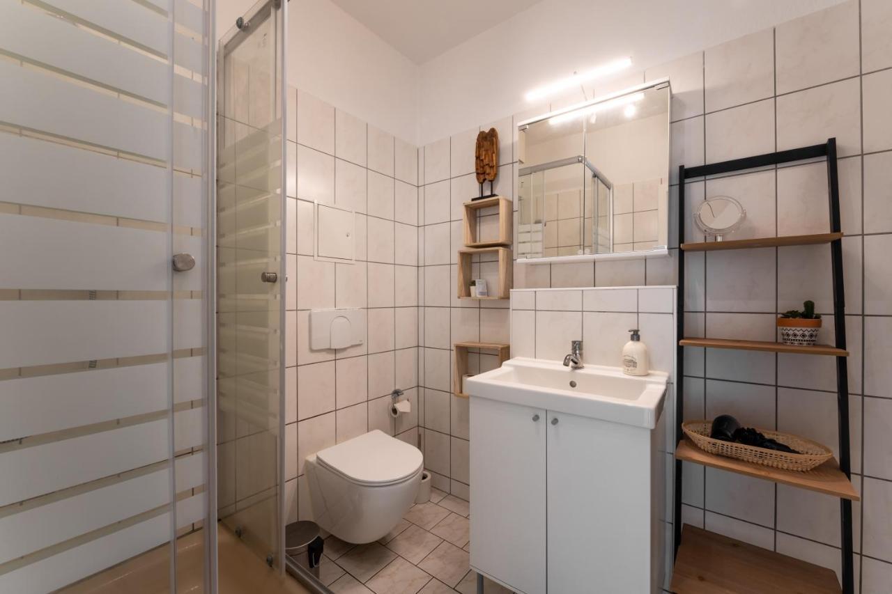 Moderne Eg-Wohnung In Sudenburg Mit Parkplatz, Top Anbindung Magdeburg Eksteriør bilde