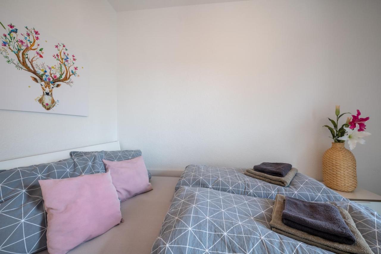 Moderne Eg-Wohnung In Sudenburg Mit Parkplatz, Top Anbindung Magdeburg Eksteriør bilde