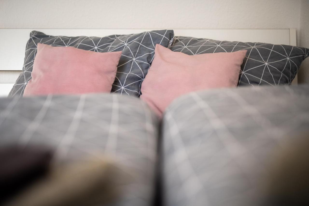 Moderne Eg-Wohnung In Sudenburg Mit Parkplatz, Top Anbindung Magdeburg Eksteriør bilde